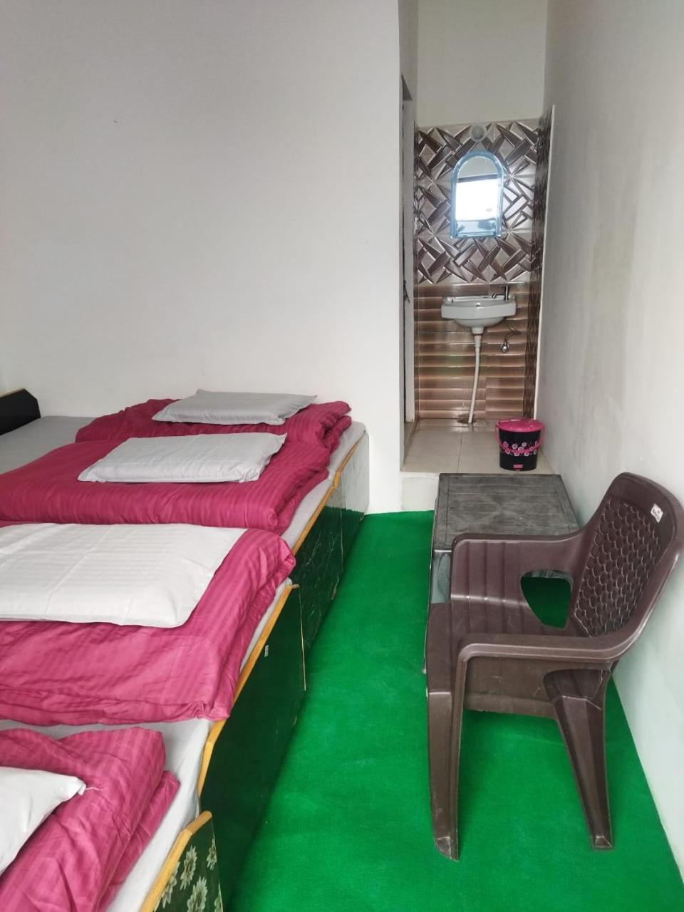 Hotel Narayana Residency Gupta Kāshi Zewnętrze zdjęcie