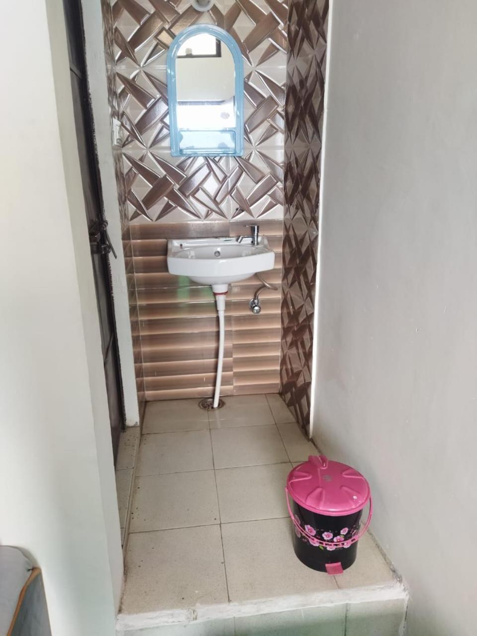 Hotel Narayana Residency Gupta Kāshi Zewnętrze zdjęcie
