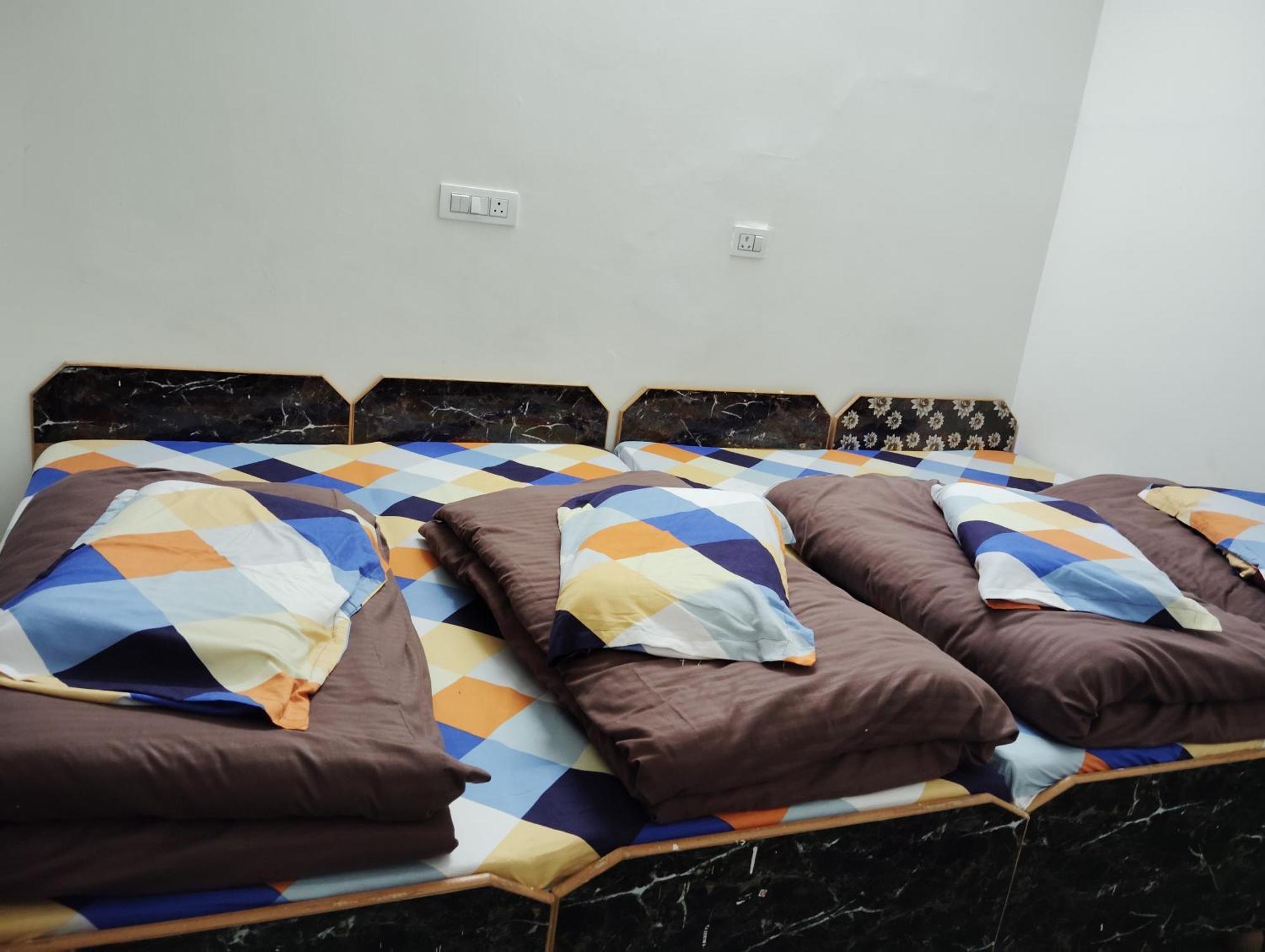 Hotel Narayana Residency Gupta Kāshi Zewnętrze zdjęcie
